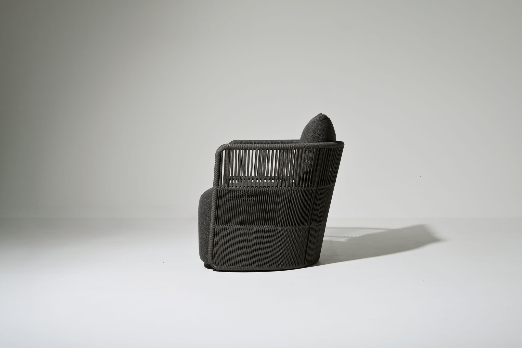 Rodeo lounge chair