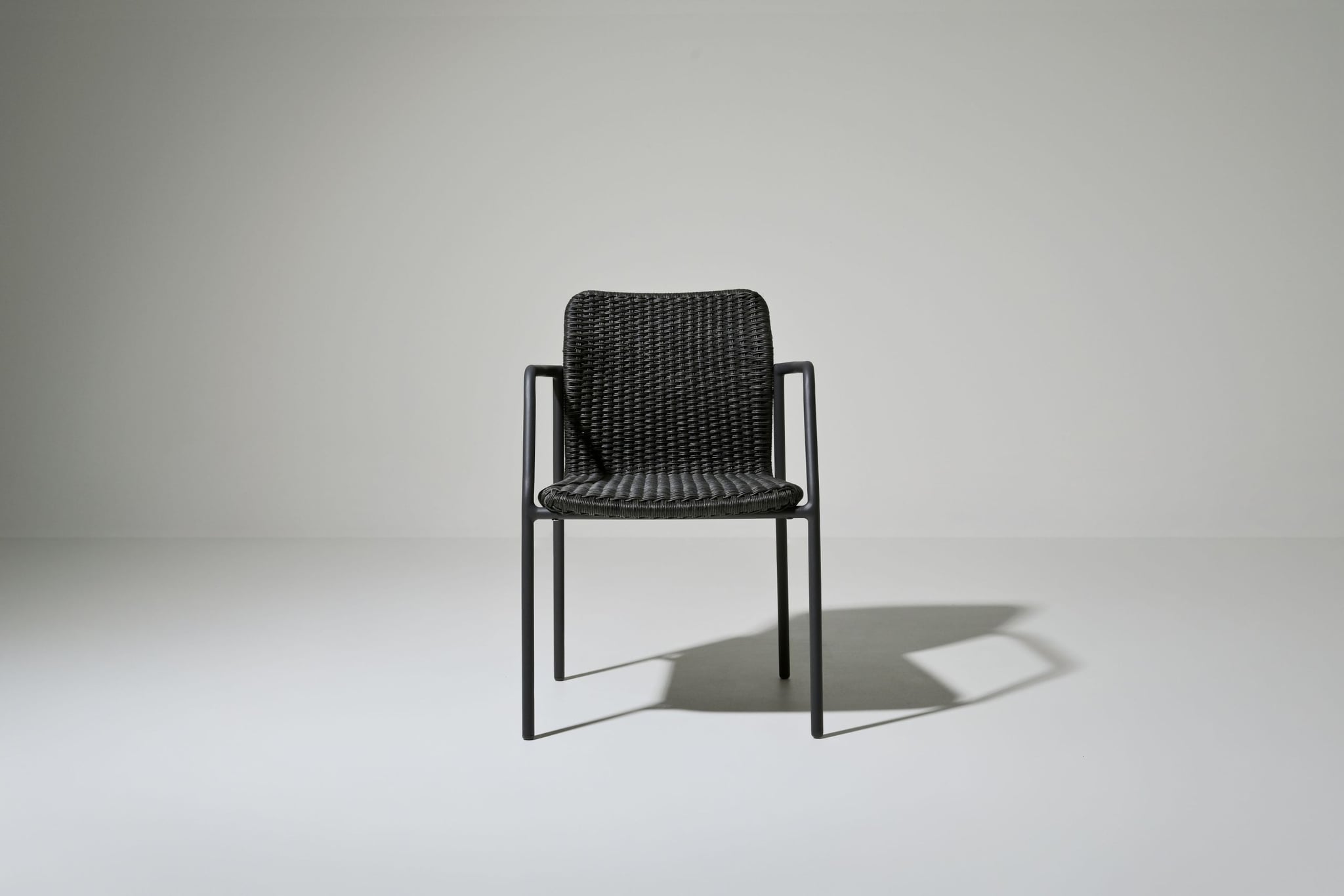 Tacoma dining armchair