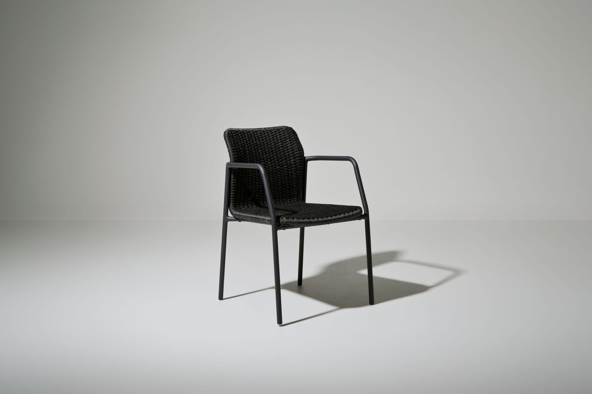 Tacoma dining armchair