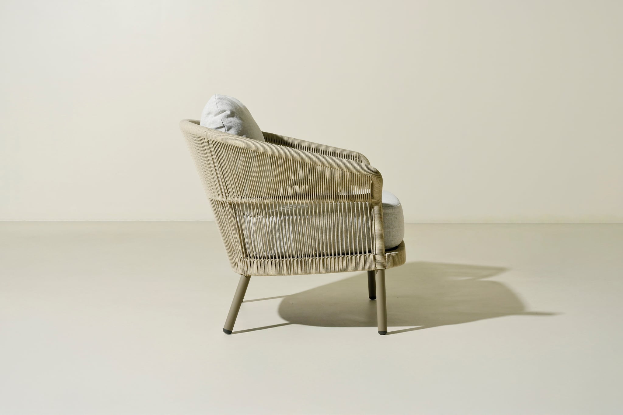Vasto lounge chair