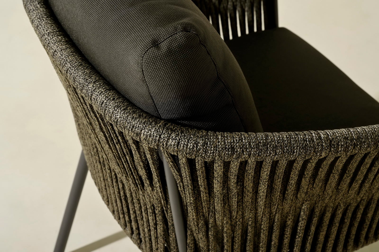 Washington dining armchair