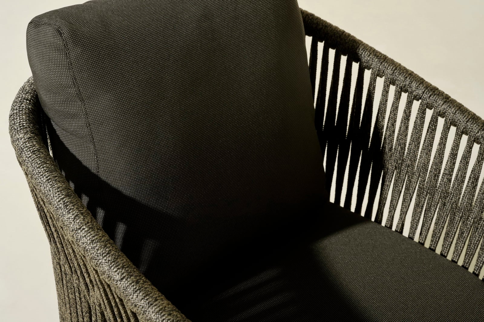 Washington dining armchair