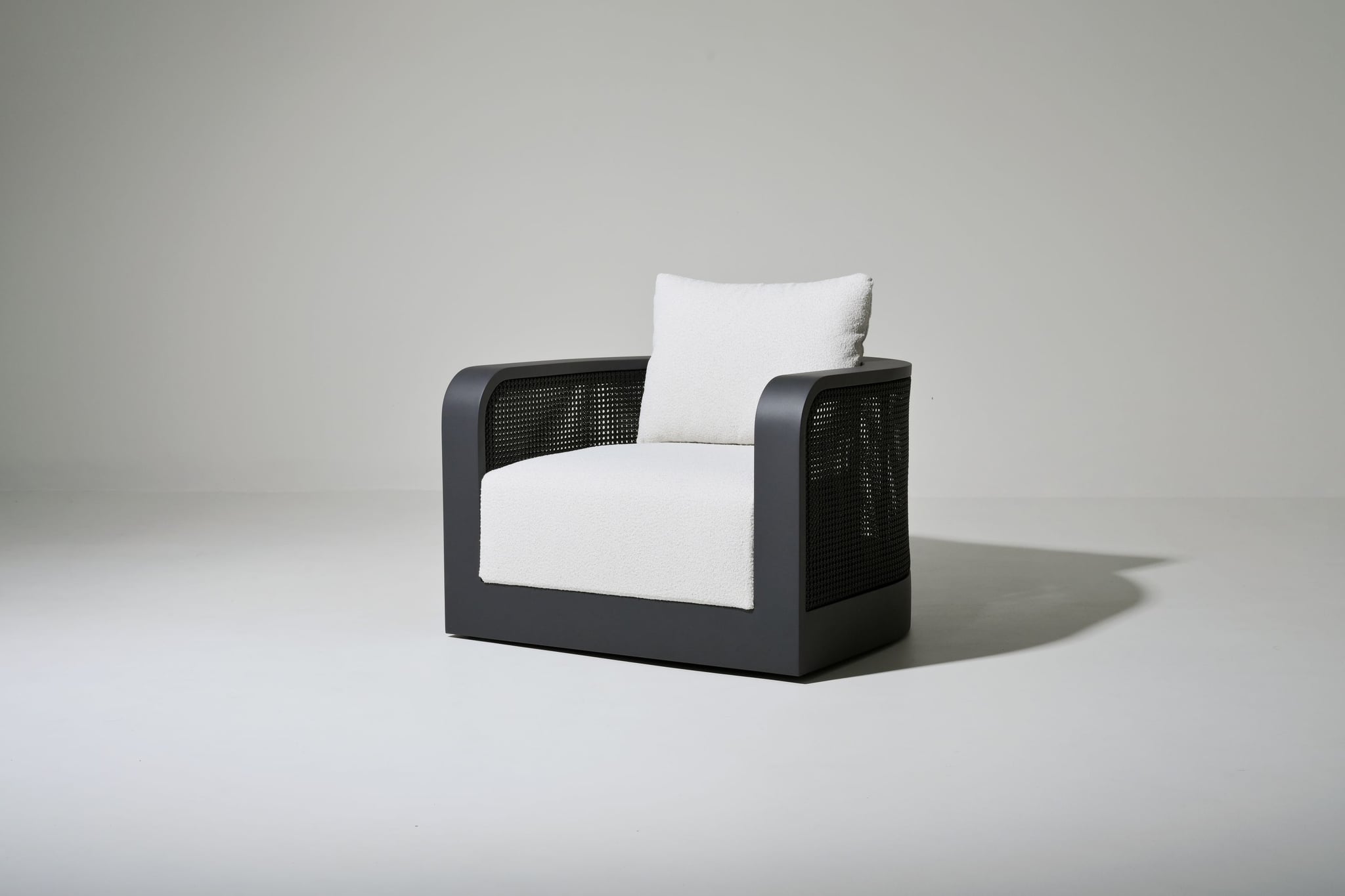 Irving lounge chair